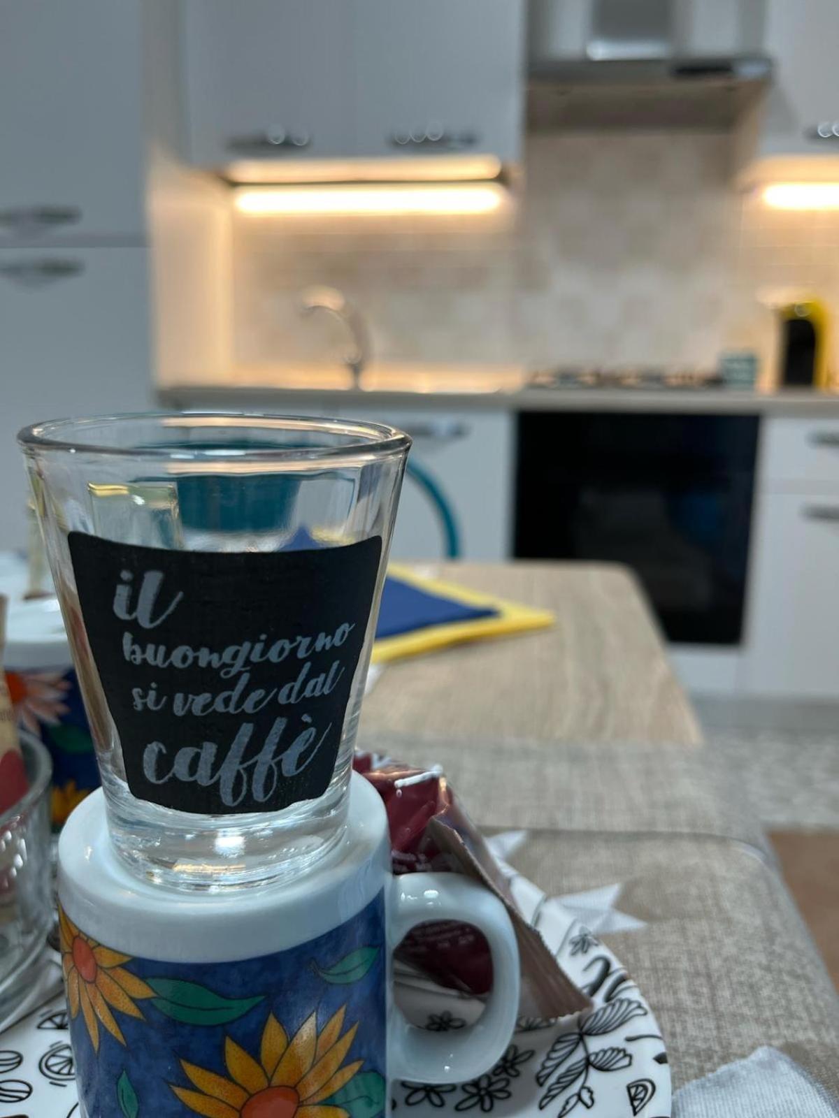 Montesilvano MarinaLa Casina Azzurraアパートメント エクステリア 写真